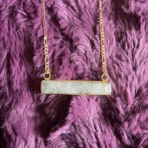✨✨NEW BEAUTIFUL BAR LABORITE NECKLACE✨✨